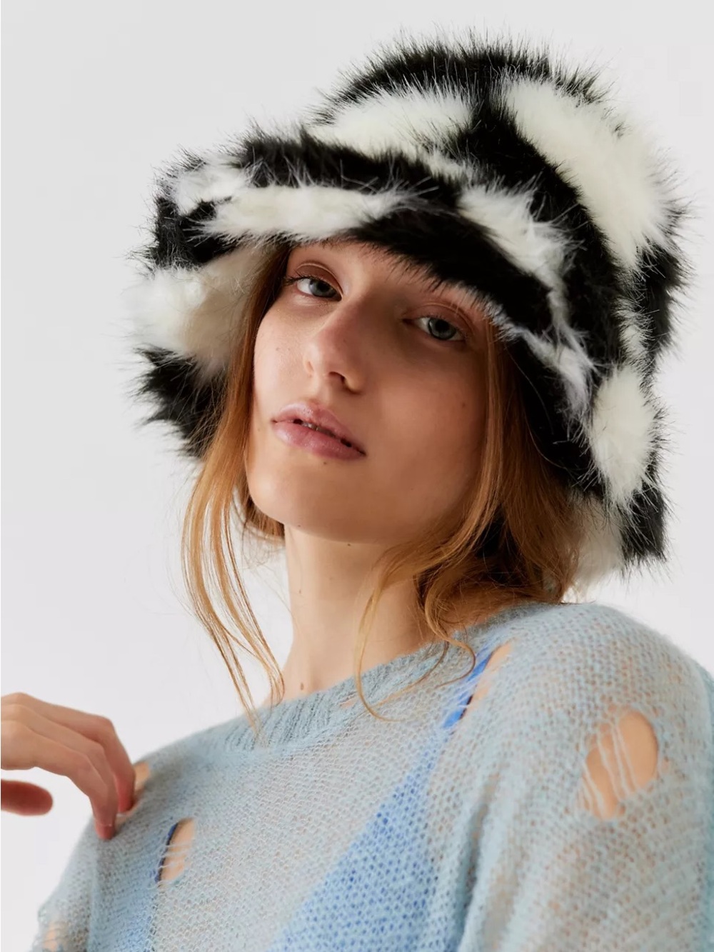 NWOT Urban Outfitters Ace Fluffy Faux Fur Bucket Hat